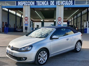 Volkswagen Golf passes ITV import test in Murcia VW Golf outside ITV